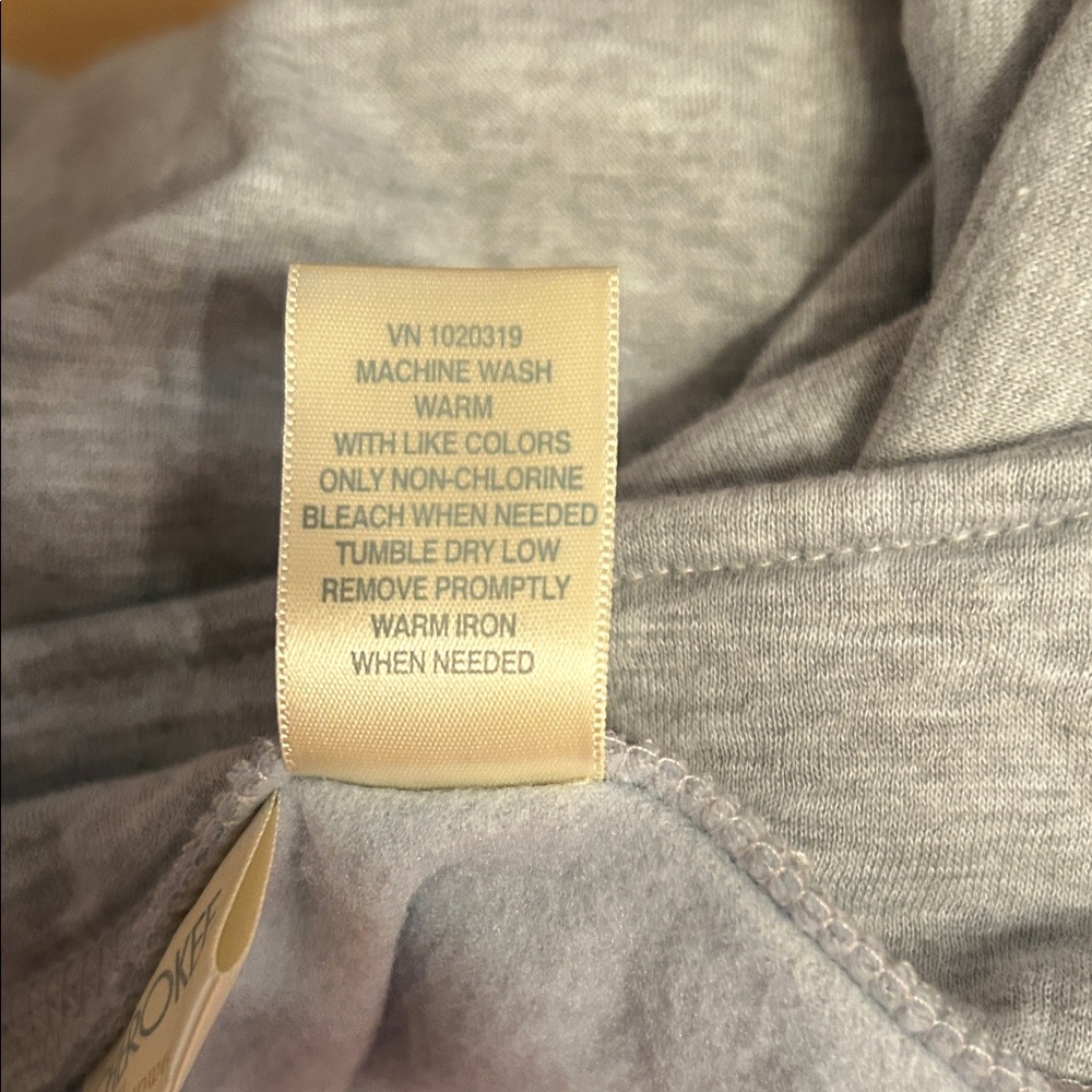 Cherokee Light Gray Full-Length Robe - Picture 9 of 9